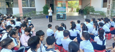Trường Tiểu học Nguyễn Trãi tuyên truyền phòng tránh nhiễm HIV/AIDS