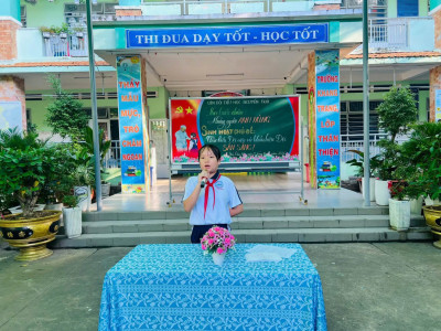 Liên Đội Tiểu Học Nguyễn Trãi Lan Tỏa Phong Trào “Lớp Em Treo Ảnh Bác” Và “Mỗi Góc Học Tập Là Không Gian Bác Hồ Với Thiếu Nhi” tại nhà.
