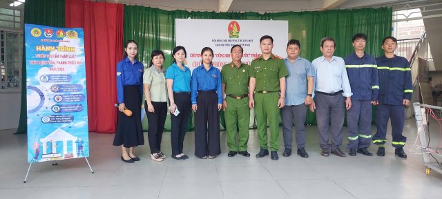 Chương trình “cùng em vững bước” tháng 01/2026 với chủ đề “phòng cháy chữa cháy, cứu nạn cứu hộ”