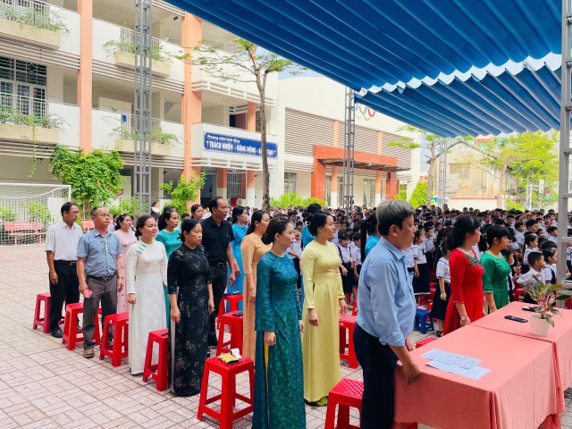 Triển khai Lễ Chào cờ theo Nghi thức Đội.